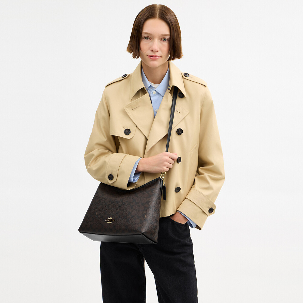 Coach Outlet Laurel Shoulder Bag In Signature Canvas